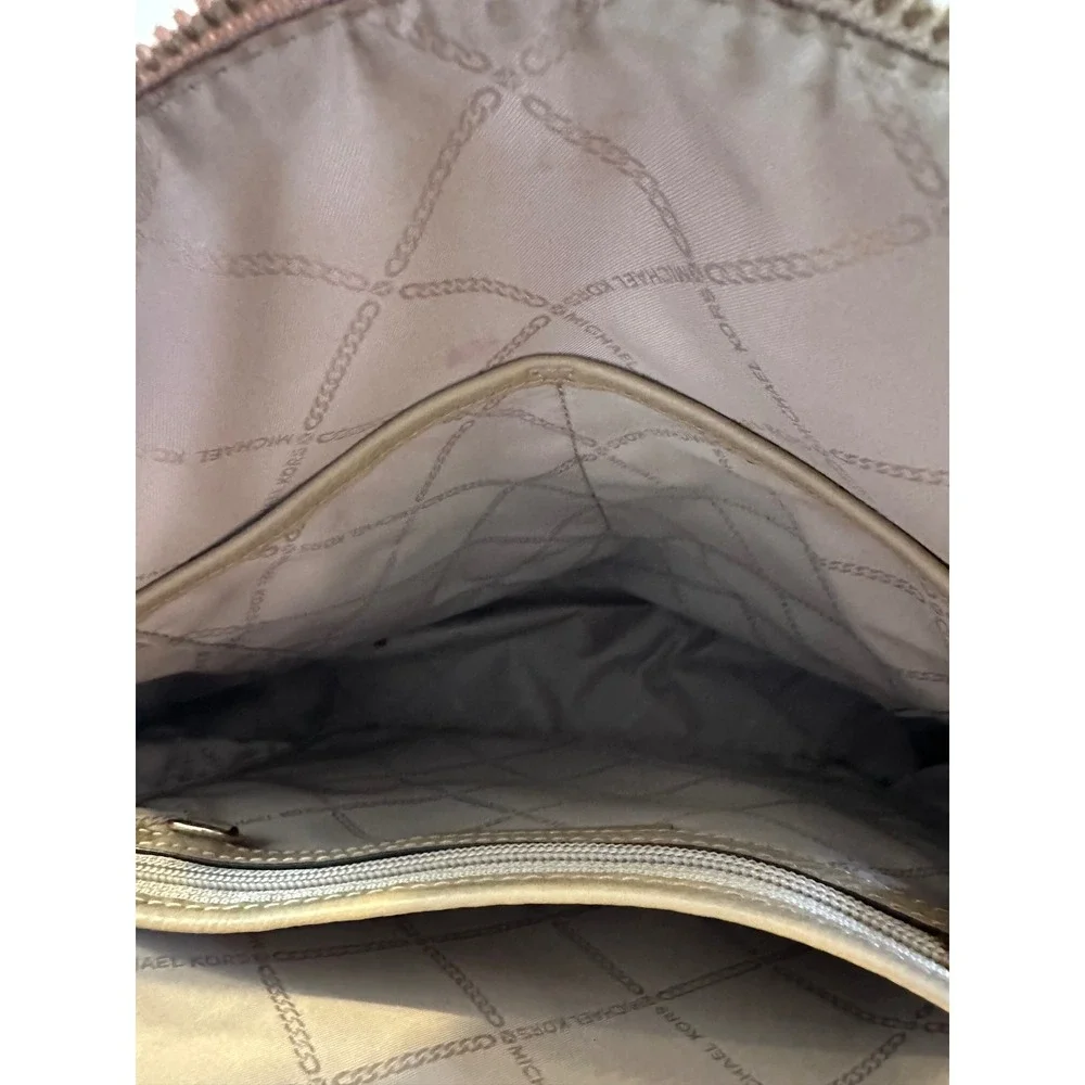 Michael Kors Pebble Leather Backpack Beige Convertible Straps‎ Everyday Casual